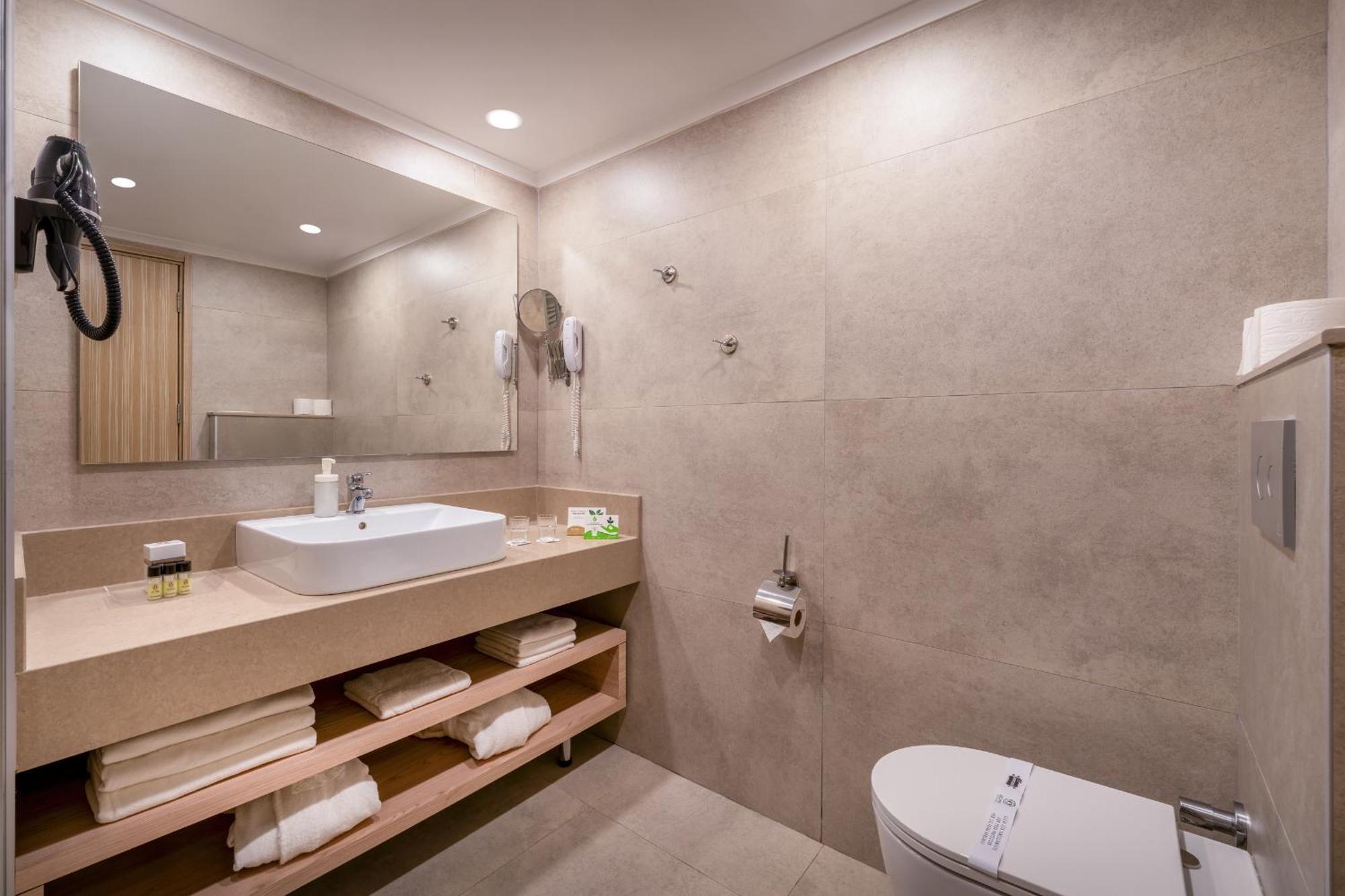 Standard Double or Twin Room Side Sea View